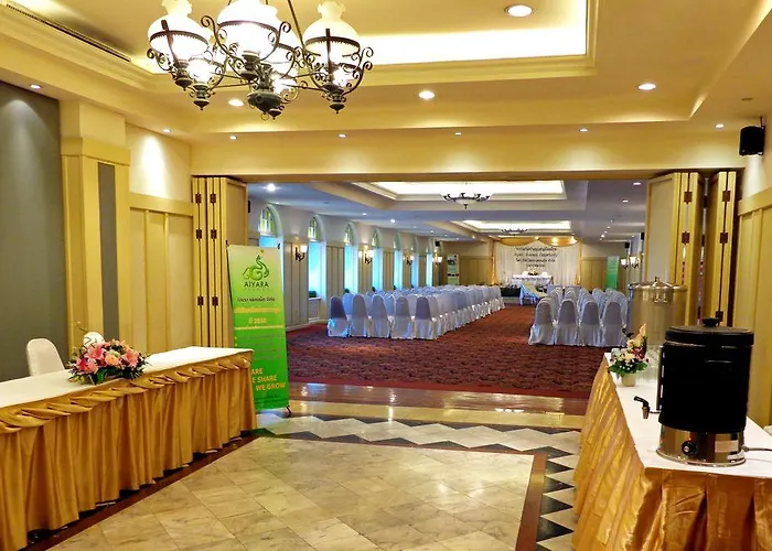 Iyarin @ Tuk Chang Hotel 3*